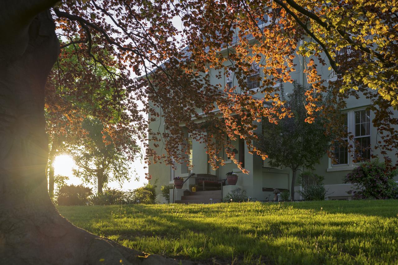 Yale Manor B&B & Yurt Glamping Exterior photo
